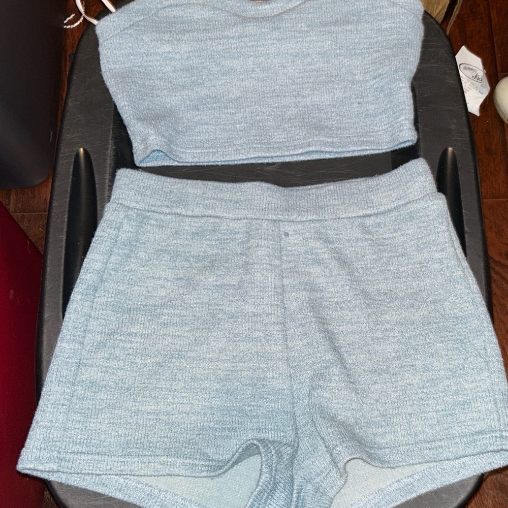 Cute two piece crop top set